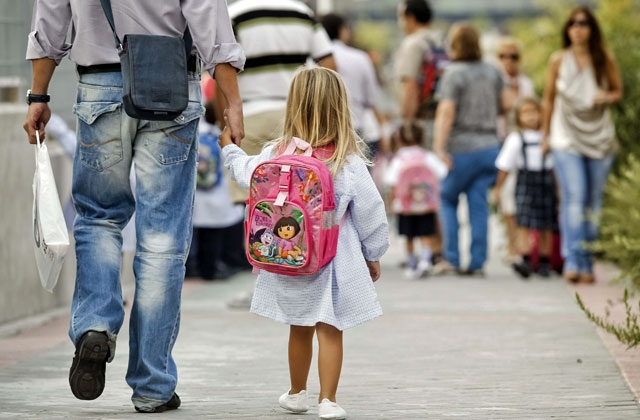 Muchos guardias civiles con hijos en edad escolar esperan con agustia la publicación de los nuevos destinos. Muchos guardias civiles con hijos en edad escolar esperan con agustia la publicación de los nuevos destinos.