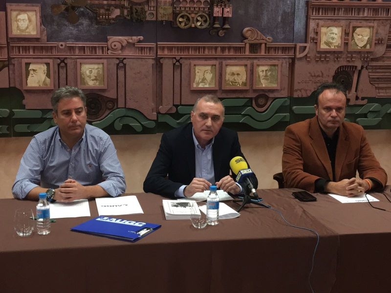 Imagen de la rueda de prensa donde se ha presentado la delegación de AUGC Segovia a los medios Imagen de la rueda de prensa donde se ha presentado la delegación de AUGC Segovia a los medios