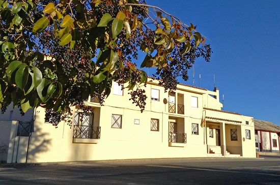 Cuartel de Villar de Domingo García, uno de tantos con escaso servicio en la provincia de Cuenca. Cuartel de Villar de Domingo García, uno de tantos con escaso servicio en la provincia de Cuenca.