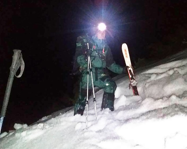 Un guardia civil, en una operación de rescate de montaña. Un guardia civil, en una operación de rescate de montaña.