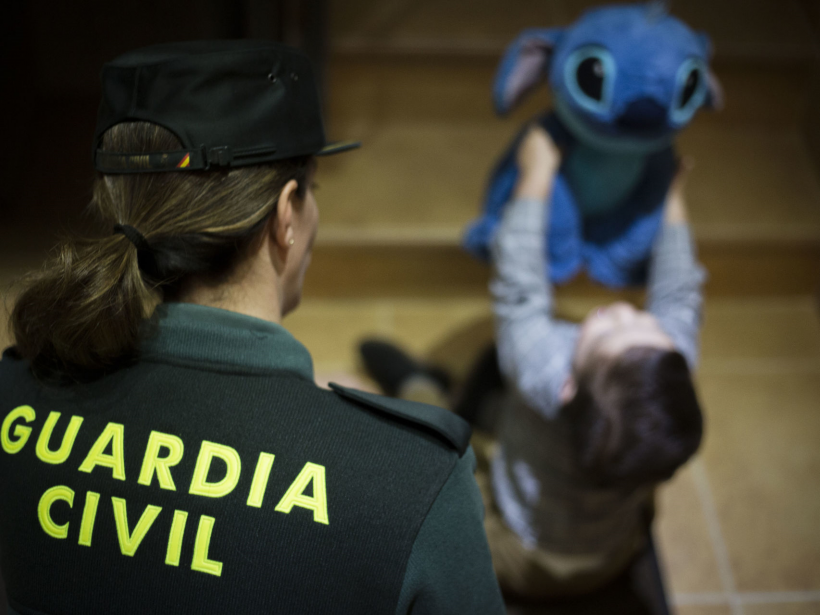 La presencia de la mujer en la Guardia Civil sigue siendo minoritaria. La presencia de la mujer en la Guardia Civil sigue siendo minoritaria.