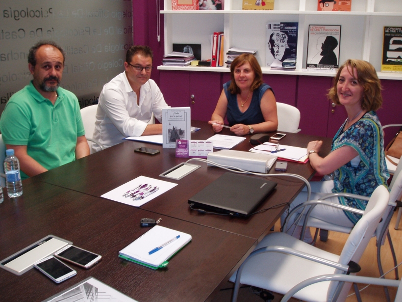 AUGC y el Colegio Oficial de Psicología en Castilla La Mancha establecen líneas de colaboración. AUGC y el Colegio Oficial de Psicología en Castilla La Mancha establecen líneas de colaboración.