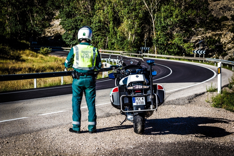 Un motorista de la Agrupación de Tráfico de la Guardia Civil Un motorista de la Agrupación de Tráfico de la Guardia Civil
