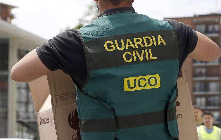 Imagen de archivo de un agente de la UCO. Imagen de archivo de un agente de la UCO.