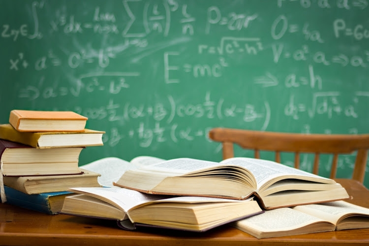El cuarto Plan de Formación Continua de AUGC incluye treinta cursos. El cuarto Plan de Formación Continua de AUGC incluye treinta cursos.