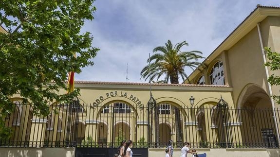 Comandancia de la Guardia Civil de Badajoz Comandancia de la Guardia Civil de Badajoz