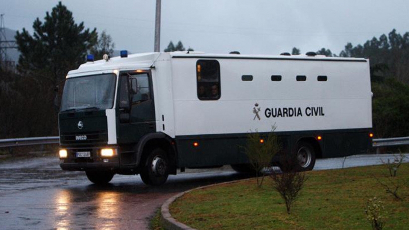 Un furgón de la Guardia Civil para traslado de presos. Un furgón de la Guardia Civil para traslado de presos.
