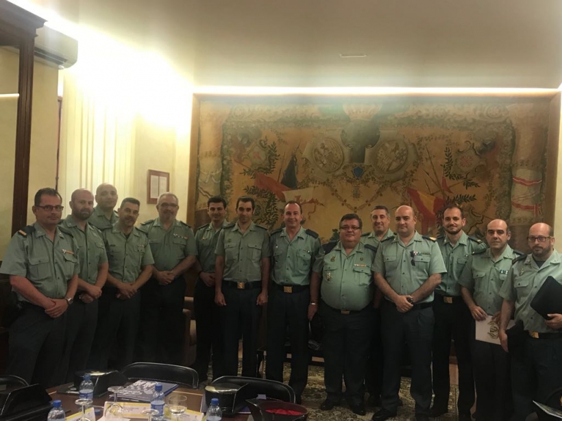 Varios representantes de las asociaciones AUGC, AEGC, UGC, UO, ASESGC, APC e IGC. Varios representantes de las asociaciones AUGC, AEGC, UGC, UO, ASESGC, APC e IGC.