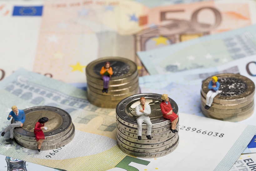 La de las pensiones es una de las principales preocupaciones de los españoles. La de las pensiones es una de las principales preocupaciones de los españoles.