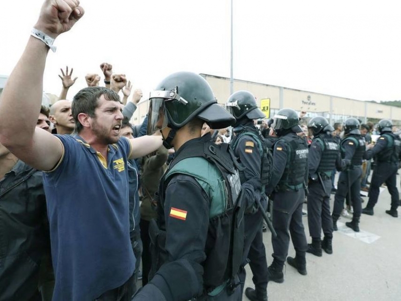 La tensión social que se vive en Cataluña repercute en las condiciones de trabajo de los guardias civiles allí destinados. Foto: EFE. La tensión social que se vive en Cataluña repercute en las condiciones de trabajo de los guardias civiles allí destinados. Foto: EFE.