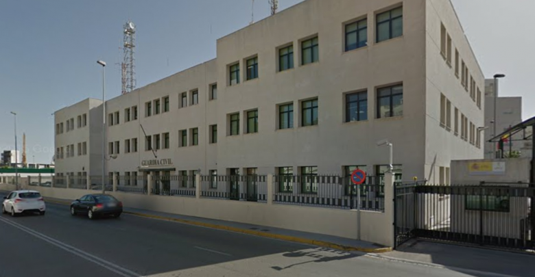 Comandancia de la Guardia Civil de Cádiz, en cuya sede tendrá lugar la asamblea de AUGC. Comandancia de la Guardia Civil de Cádiz, en cuya sede tendrá lugar la asamblea de AUGC.