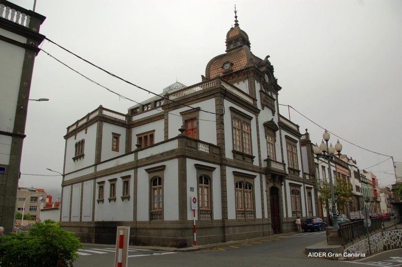 Edificio de la Heredad de Aguas de Arucas y Firgas, donde tendrá lugar la asamblea de AUGC Las Palmas. Edificio de la Heredad de Aguas de Arucas y Firgas, donde tendrá lugar la asamblea de AUGC Las Palmas.