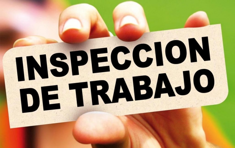 Ha tenido que ser una inspección de Trabajo la que obligue a la Dirección General a reparar las instalaciones en las que se asean y cambian de vestuario los agentes del GRS de Sevilla. Ha tenido que ser una inspección de Trabajo la que obligue a la Dirección General a reparar las instalaciones en las que se asean y cambian de vestuario los agentes del GRS de Sevilla.