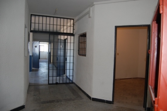 Calabozo en dependencias de la Guardia Civil. Calabozo en dependencias de la Guardia Civil.
