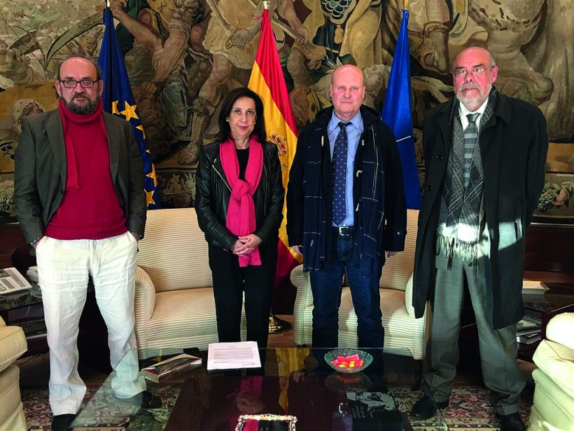 De izquierda a derecha: José Morata, Margarita Robles, Cabo Rosas y José Piñeiro. De izquierda a derecha: José Morata, Margarita Robles, Cabo Rosas y José Piñeiro.