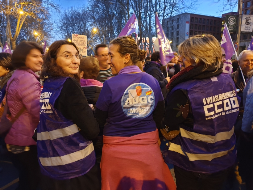 La secretaria de la Mujer de AUGC Madrid, Eva María Gómez (en el centro), en la manifestación celebrada el pasado viernes. La secretaria de la Mujer de AUGC Madrid, Eva María Gómez (en el centro), en la manifestación celebrada el pasado viernes.