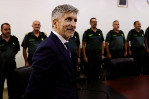 El ministro del Interior de visita por las unidades, mientras los problemas de los guardias civiles siguen esperando solución. El ministro del Interior de visita por las unidades, mientras los problemas de los guardias civiles siguen esperando solución.