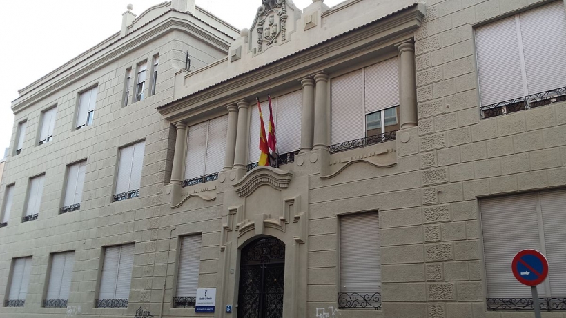 Consejería de Sanidad, en cuyo salón de actos tendrá lugar la asamblea de AUGC Albacete. Consejería de Sanidad, en cuyo salón de actos tendrá lugar la asamblea de AUGC Albacete.