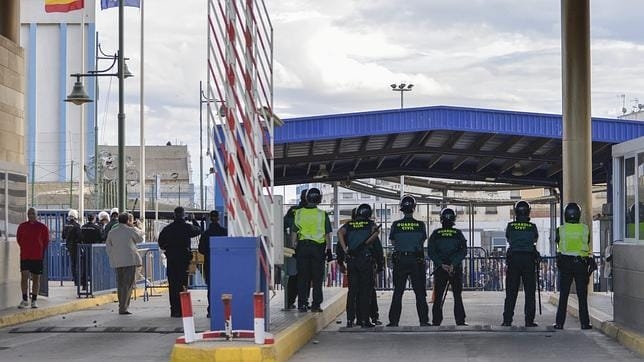 Paso fronterizo de Melilla, donde se produjo el incidente. Paso fronterizo de Melilla, donde se produjo el incidente.
