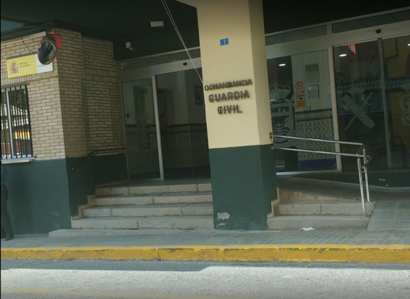 Comandancia de Huelva, en cuyo salón de actos tendrá lugar la asamblea de AUGC. Comandancia de Huelva, en cuyo salón de actos tendrá lugar la asamblea de AUGC.