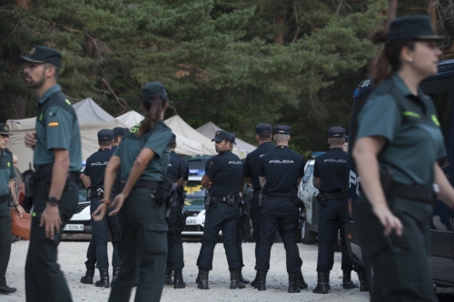Guardias civiles y policías nacionales durante el dispositivo de búsqueda de Blanca Fernández Ochoa. Guardias civiles y policías nacionales durante el dispositivo de búsqueda de Blanca Fernández Ochoa.