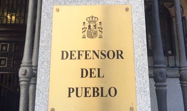 Detalle de la sede del Defensor del Pueblo. Detalle de la sede del Defensor del Pueblo.