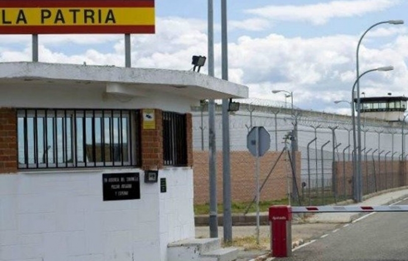 Entrada del penal militar de Alcalá de Henares (Madrid). Entrada del penal militar de Alcalá de Henares (Madrid).