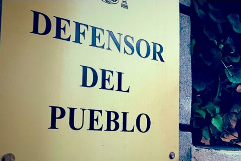 El Defensor del Pueblo vuelve a enmendar la plana a la Dirección General de la Guardia Civil. El Defensor del Pueblo vuelve a enmendar la plana a la Dirección General de la Guardia Civil.