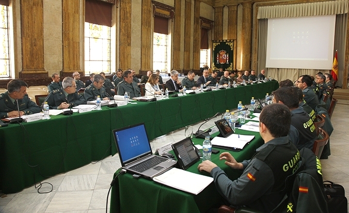 Imagen de archivo de un pleno del Consejo de la Guardia Civil. Imagen de archivo de un pleno del Consejo de la Guardia Civil.