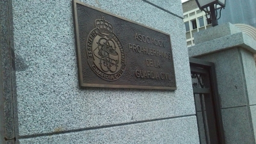 La gestión de la Asociación Pro-Huérfanos ha sido hasta hoy totalmente hermética. La gestión de la Asociación Pro-Huérfanos ha sido hasta hoy totalmente hermética.