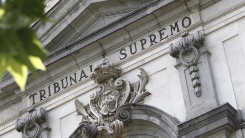 Fachada del Tribunal Supremo. Fachada del Tribunal Supremo.